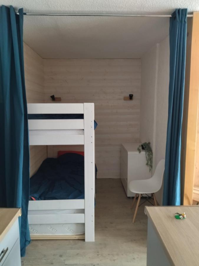 Joli studio avec Piscine et tennis - Résidence Le Lacuzon Les Rousses Exterior foto